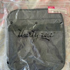 Thirty one Lunch buddy